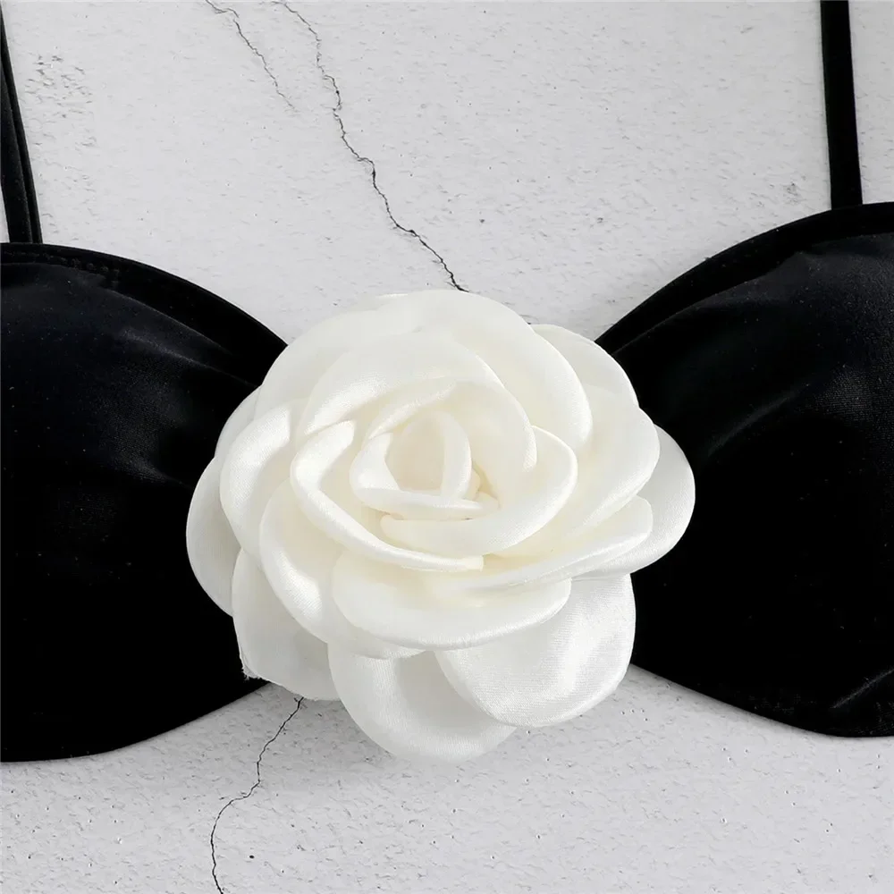 Sexy 3D Floral Designer Bikini Set 2024 New Bandeau Push Up Bra Black White Patchwork Micro Swimsuit Strój kąpielowy Stringi Stroje kąpielowe