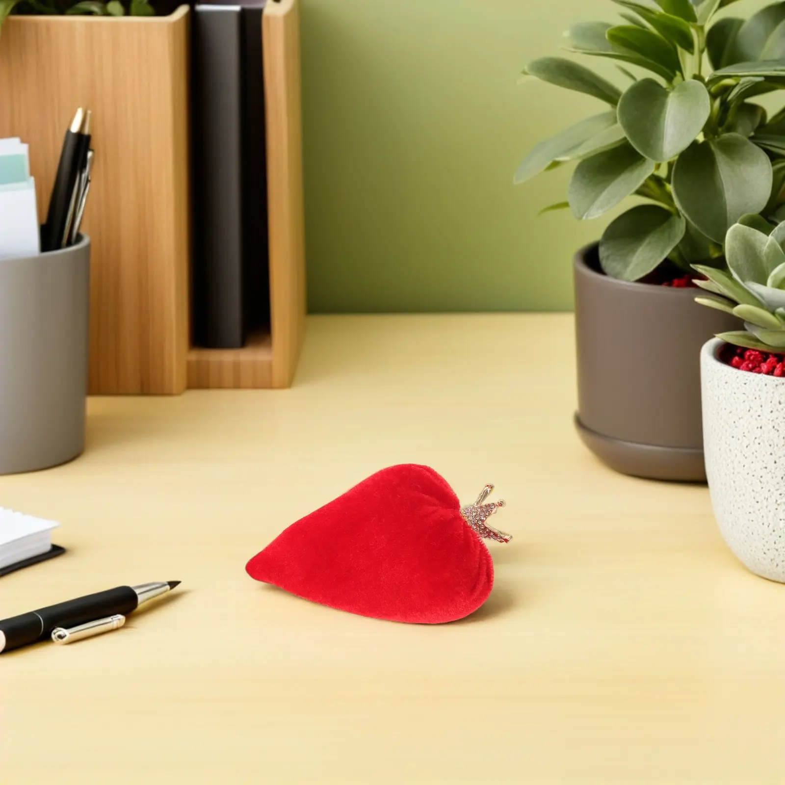 Valentines Heart Shape Ornament Soft Fabric Tray Decoration Indoor Valentines Day Desk Shelf Office Decor - view 4
