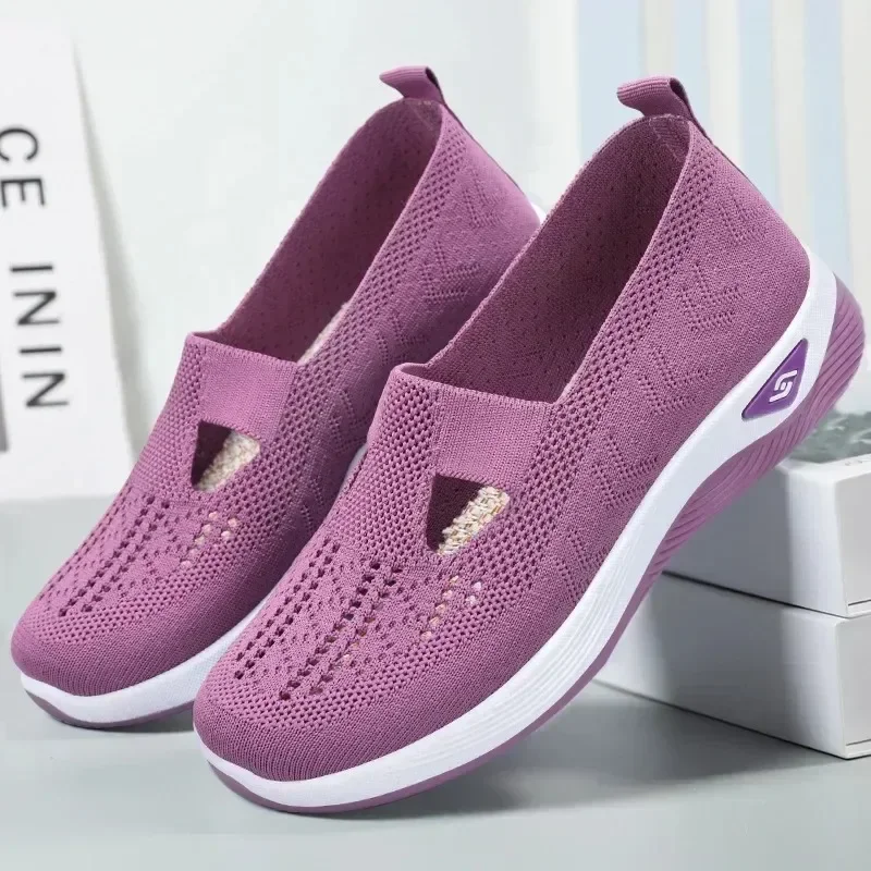 

2025 New Breathable Knitted Sports Shoes for Women, Hollow Soft Soled Flat Shoes for Women, Non Slip Casual Shoes, Large Size