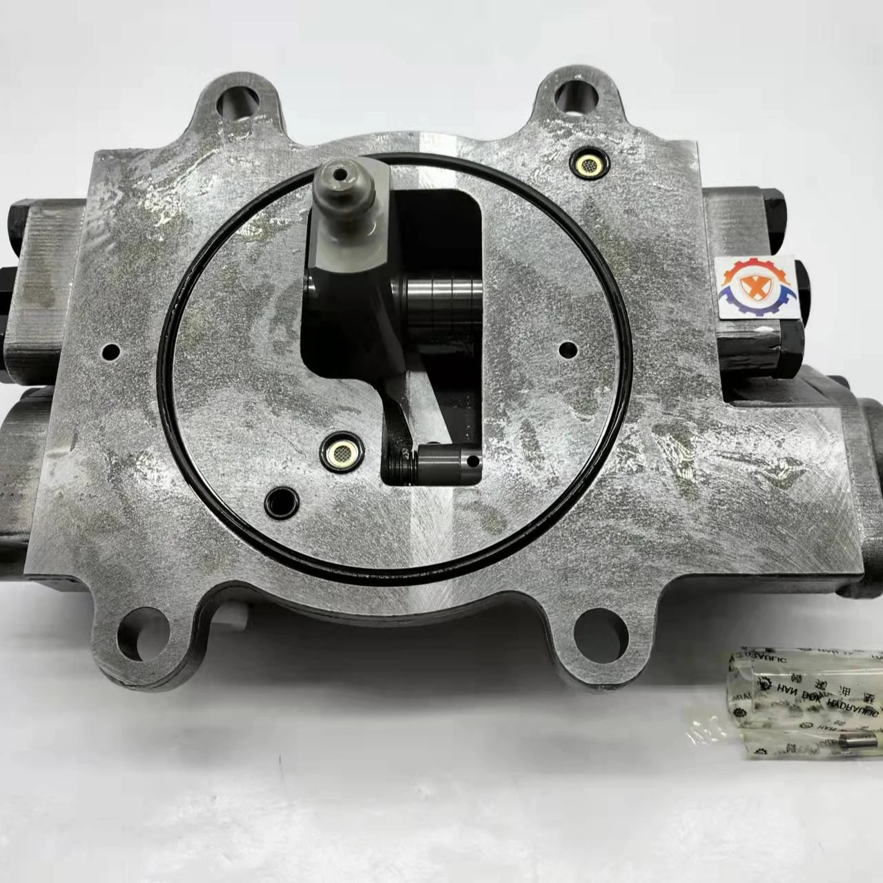 

Handok E312C Excavator Hydraulic Pump Lifter SBS80 Main Pump Regulator 2671624 1731168