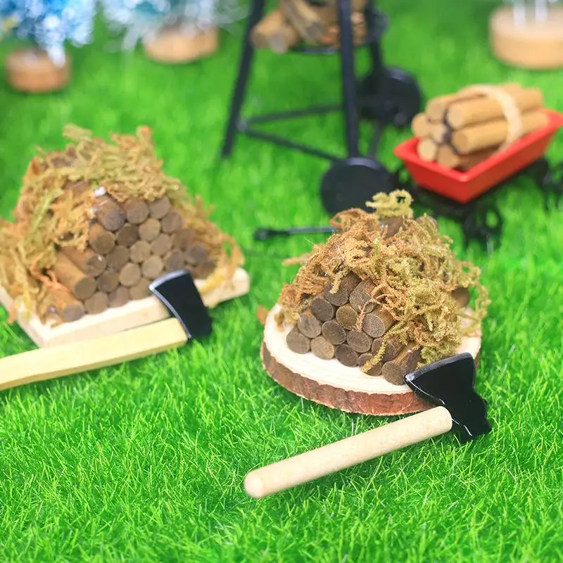 Conjunto de Brinquedos Interativos de Faz de Conta, Machado Miniatura e Pilha de Lenha para Cenário de Jardim de Casa de Bonecas