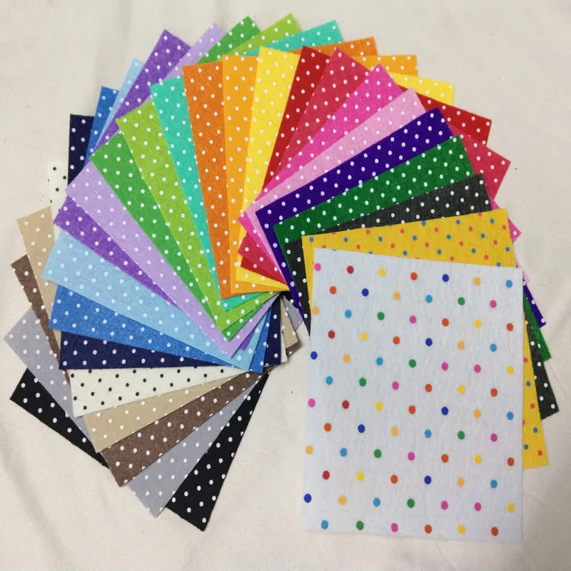 Printed Felt Fabric Polka dot 25 MIX COLORS DIY non-woven felt 14cm X 14cm handcraft For DIY sewing decoration