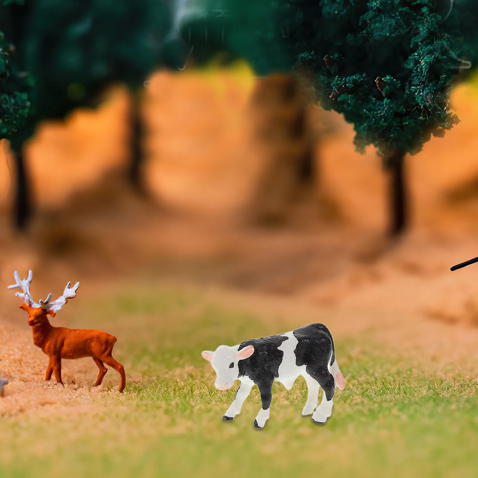 

4Pcs Realistic Farm Animal Cow Calf Miniature Simulation Set Educational Kids Cattle Figures Home Decor Cake Topper