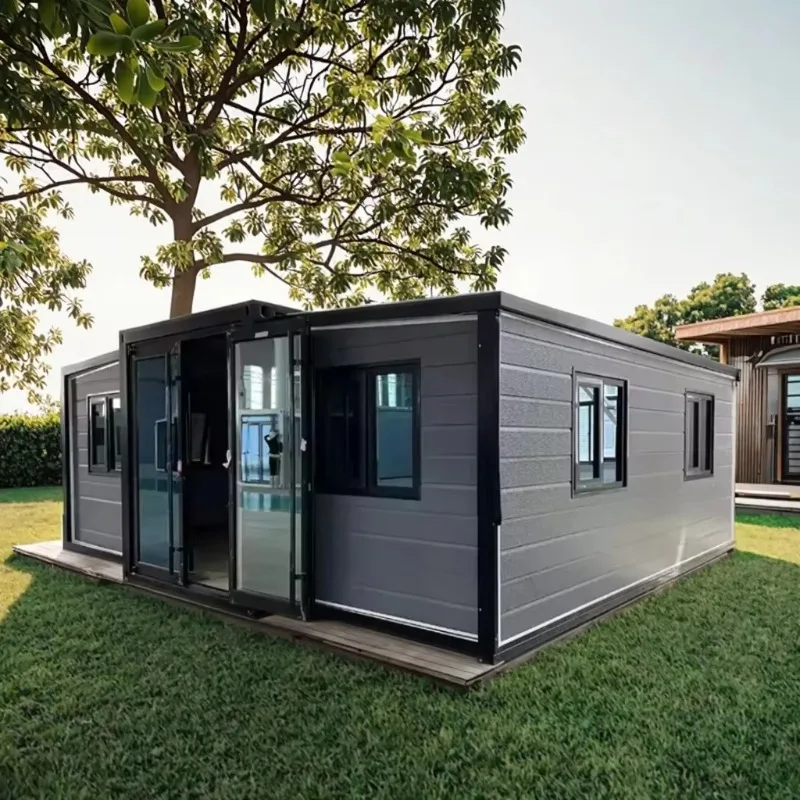 Wholesale Prefabricated Portable 20ft 30ft 40ft Expandable Container House Modern Design Breathable Feature Hotel Gym Use 3-Year