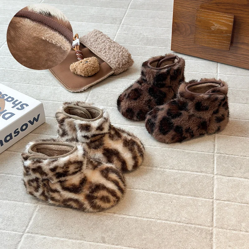 

Детские зимние сапоги, новинка 2024, зимние теплые плюшевые ботинки для маленьких девочек, пушистая детская удобная хлопковая обувь с леопардовым принтом, устойчивая к холоду