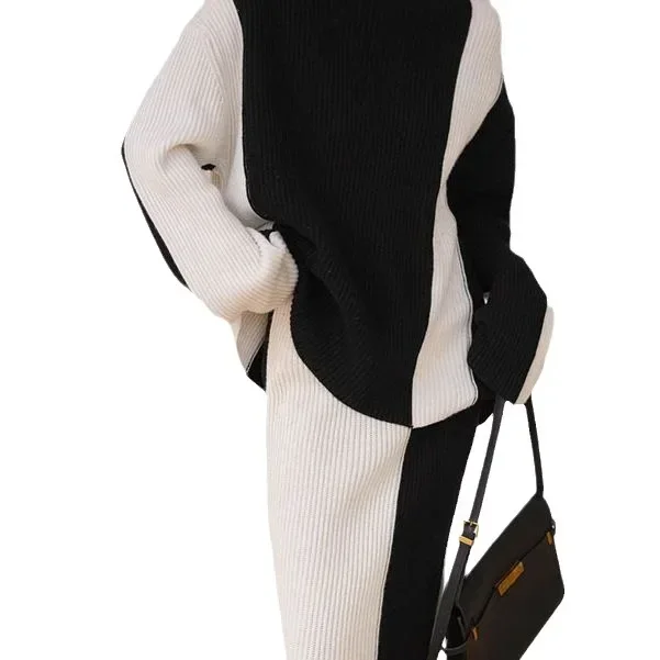 Black and White Color Contrast Two-Piece Set for Women in Autumn and Winter 2025, with A Lazy Style High Neck Knitted Sweater An