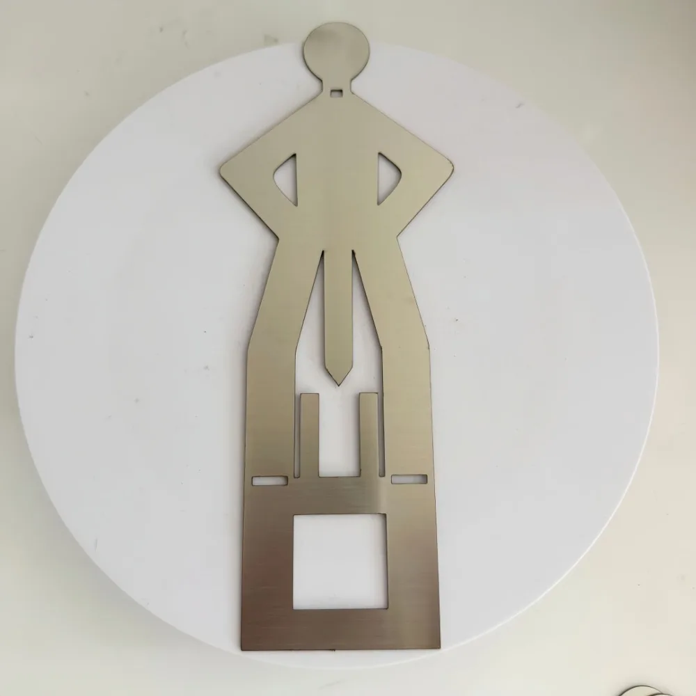 مضحك شواء الفولاذ المقاوم للصدأ شواء السجق حامل المحمولة في الهواء الطلق الإنسان الشواء السجق رف الديكور المطبخ أداة الطبخ