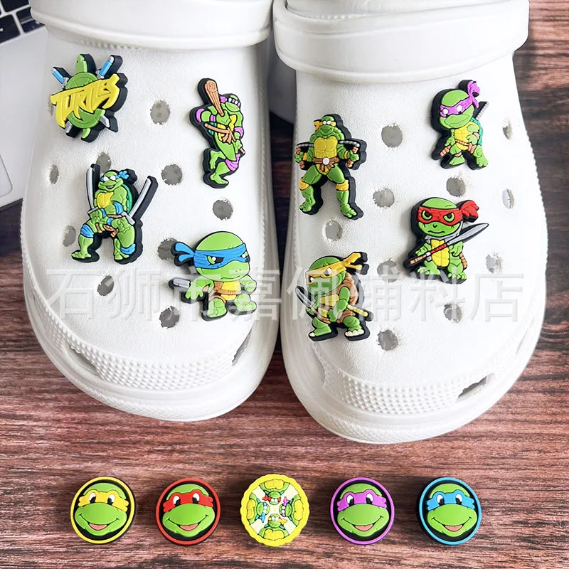 Dijes de dibujos animados de Tortuga Ninja para zapatos, hebilla de zapato, decoración, regalos favoritos de los niños, sandalias, accesorios, 16 piezas