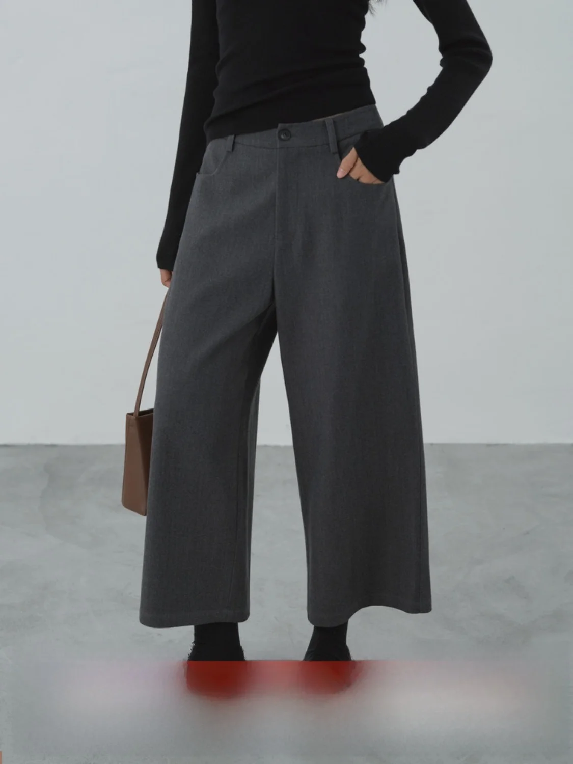 

Женские брюки EIGHTHMONTH: повседневные, широкие, с высокой талией, свободного кроя, для ранней осени, с эффектом стройности, простые, с хорошей драпировкой