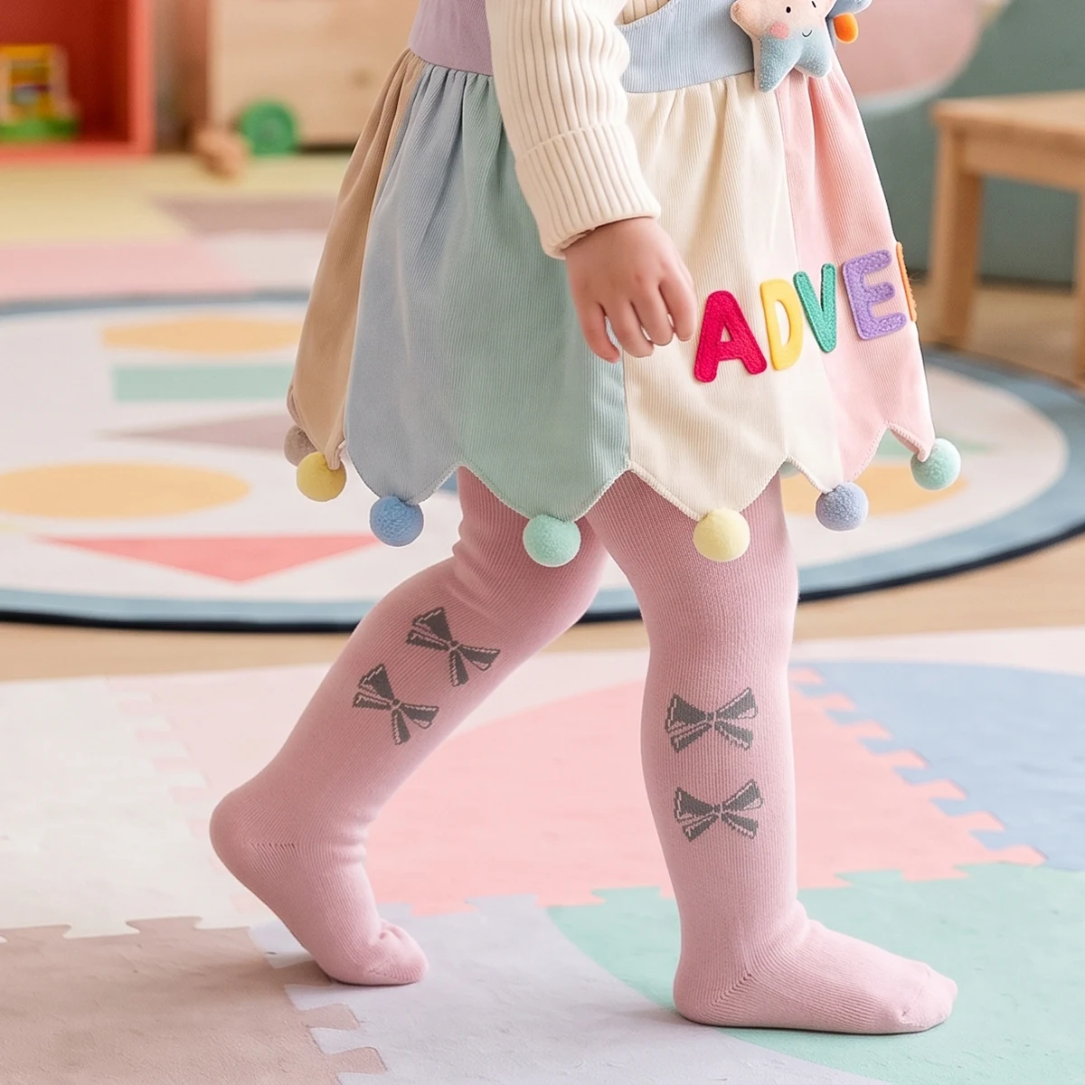 4 Stück elastische Baby-Strumpfhosen mit Fuß, in verschiedenen Farben erhältlich, hautfreundliche Mädchen-Strumpfhosen, einfarbige Babystrümpfe. – Detail 3
