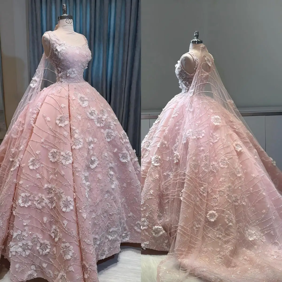 Romantic Ball Gown Wedding Dress O Neck 3D Floral Appliques Beaded Bridal Gown For Bride Customized Princess Dresses