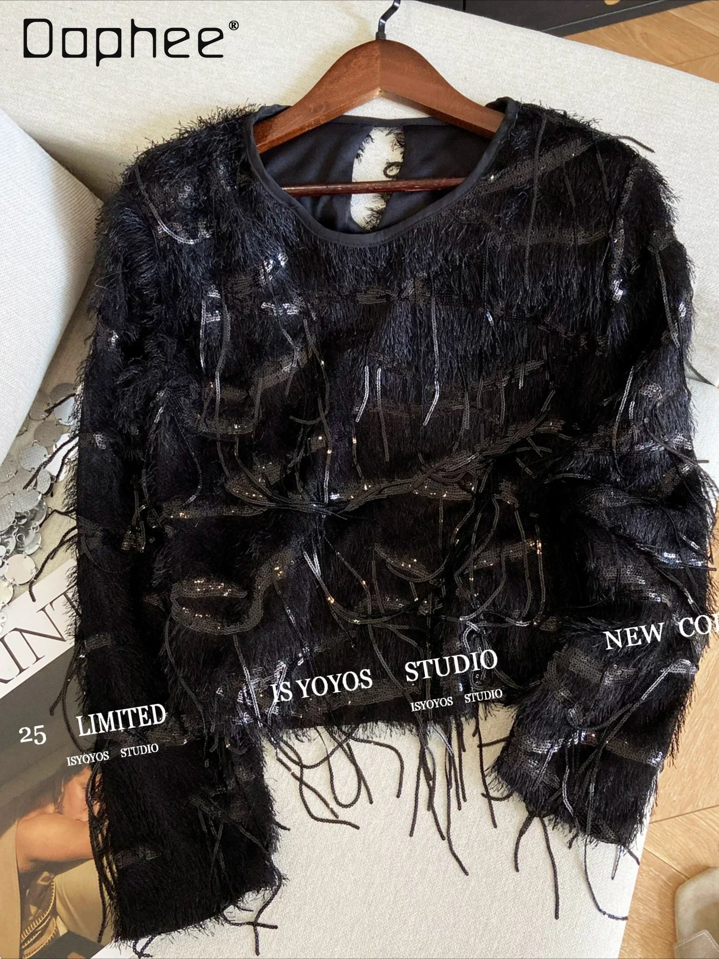 

Черная блузка с пайетками и бахромой, с круглым вырезом, длинными рукавами, женская, весна 2026, новая, в корейском стиле, универсальная, приталенная, базовая