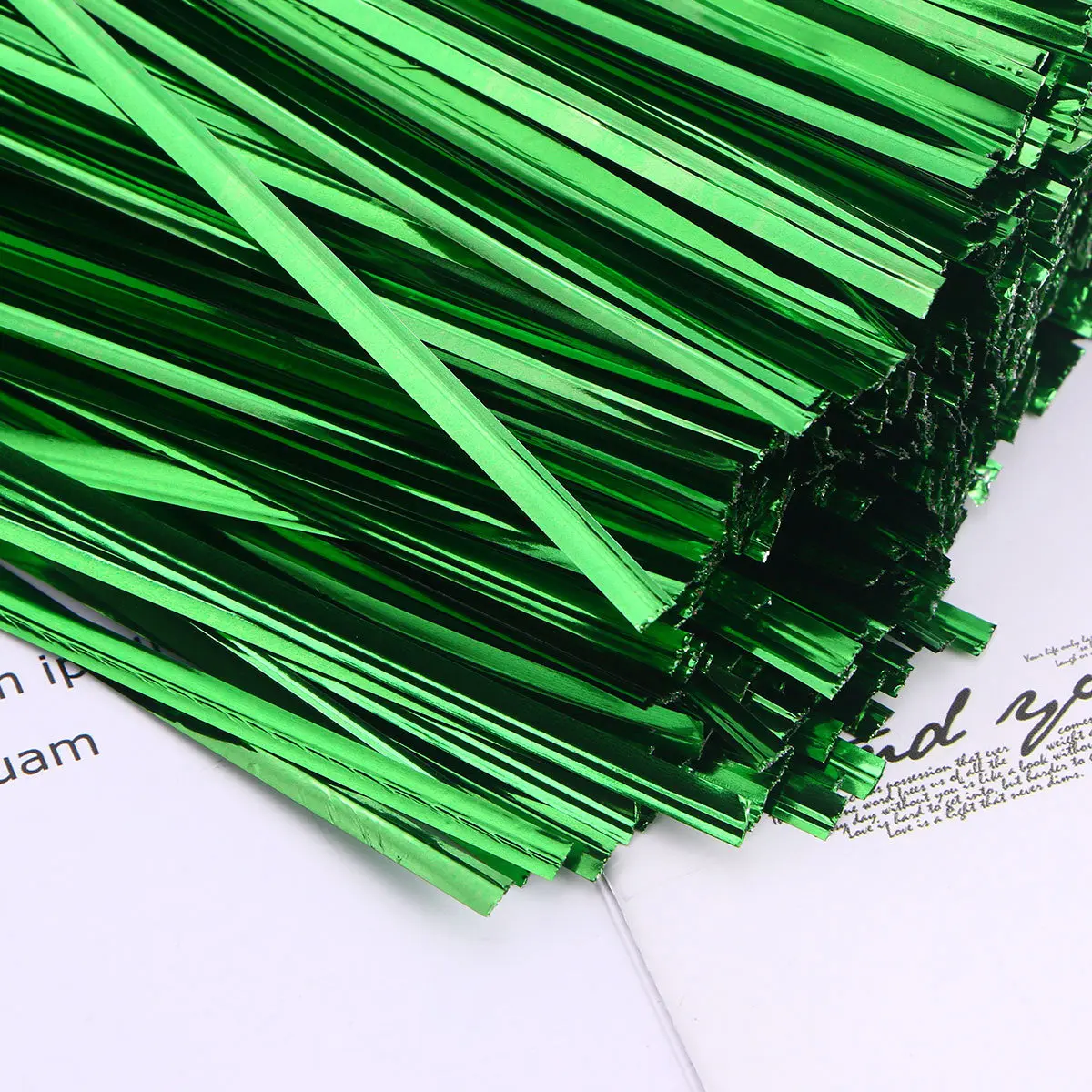 800Pcs 10Cm Metal Ties for Bread Candy Bags Crafts Presents Environmental Friendly Pet Plastic Iron Wire Wide Applications