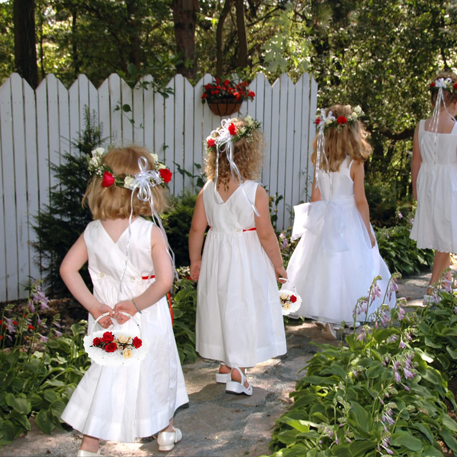 

Flower Basket Romantic Bride Lace Wedding Scattering Petals Basket White Creative Tote for Girls Nieces Daughters Party Supplies