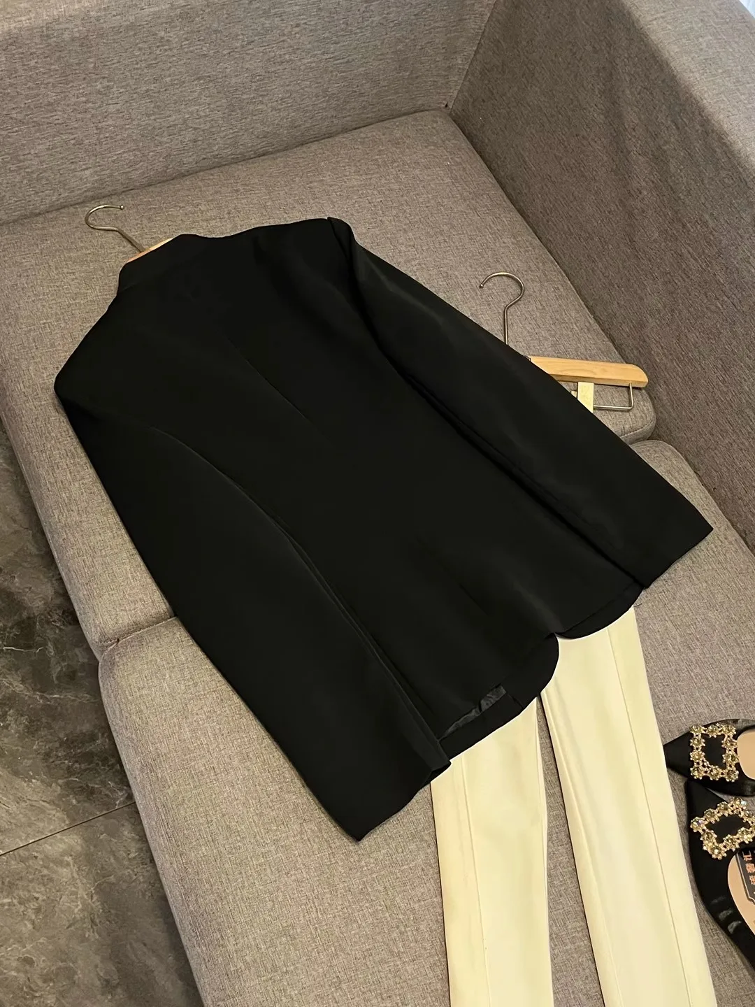 

Loose Fit Long Sve V-Ne Straight Cut Jaet Winter New Sle Women's Suiting X3 French Sle Embroidered Plant Floral ...