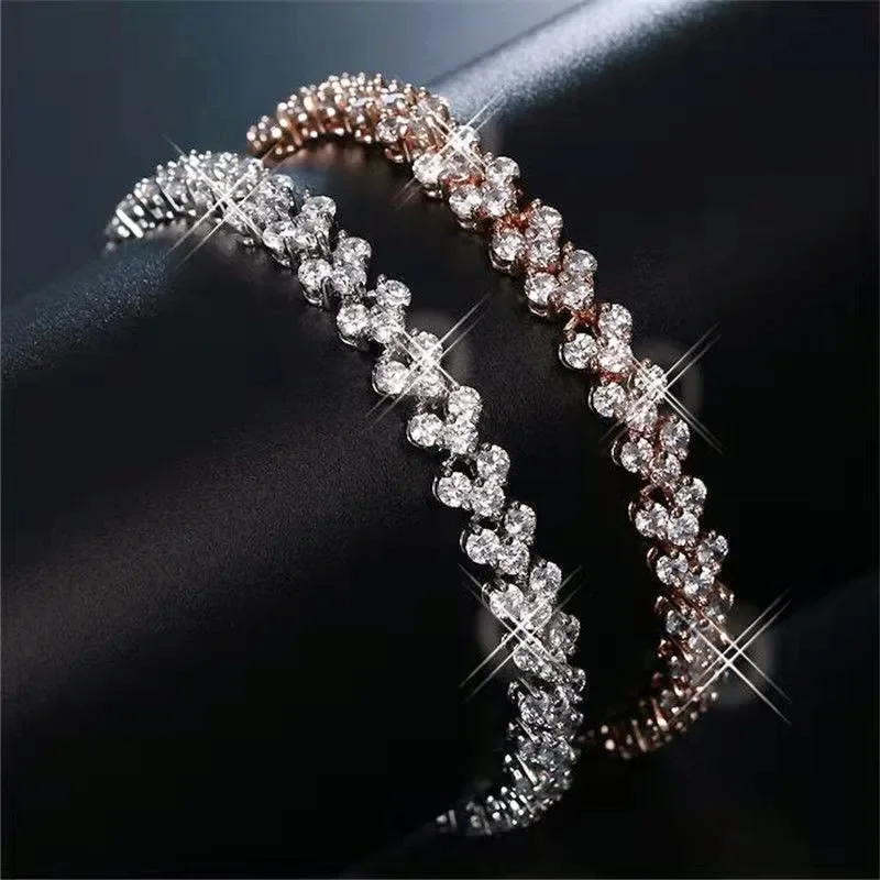 Light Luxury Roman Flash Rhinestone Bracelet Small Love Heart Shaped Crystal Zircon Chain Bracelets for Women