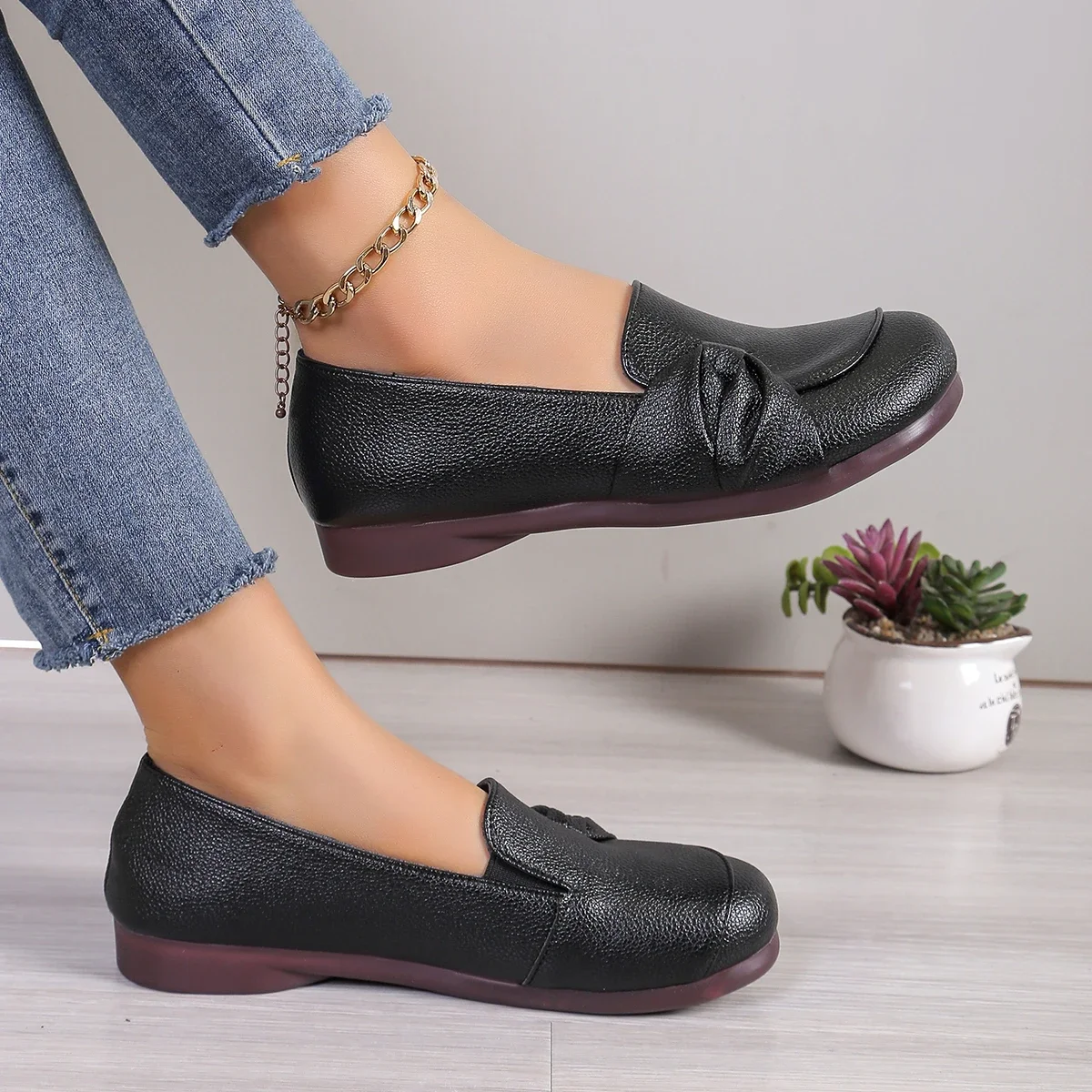 Mocassins slip-on leves para mulheres, tênis de couro casual para senhoras, mocassins leves, verão