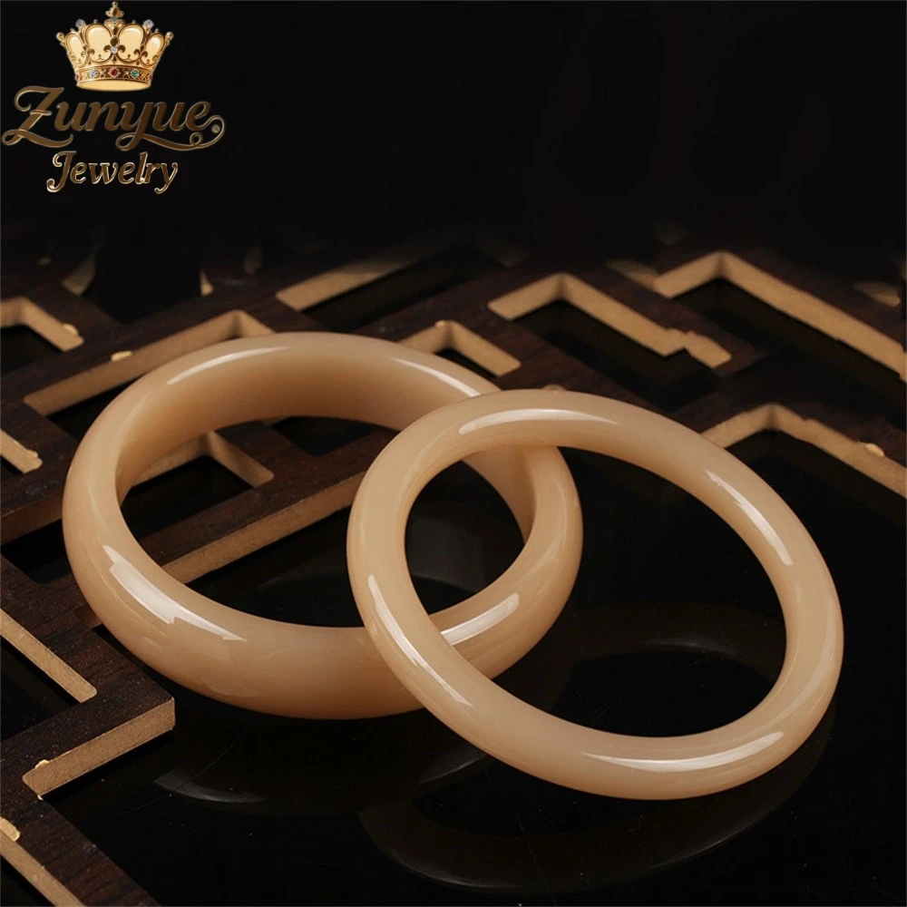 

Высококачественный красивый нефритовый браслет сахарного цвета, ювелирные изделия класса люкс, модные украшения ручной работы, изысканные элегантные популярные подвески