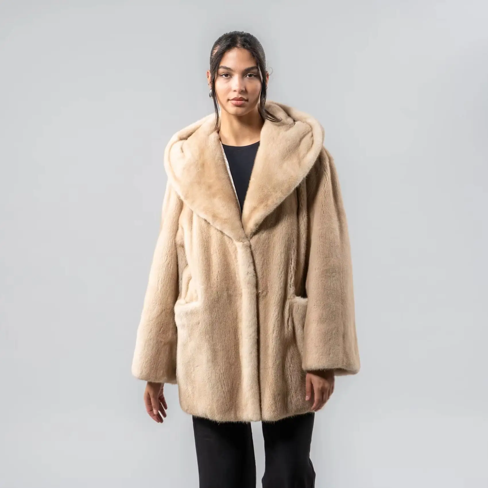 Laur Women Faux Mink Fur Coat Hooded Lapel Loose Short Plush Jacket Luxury Warm Winter Artificial Fur Outerwear For Daily Wear