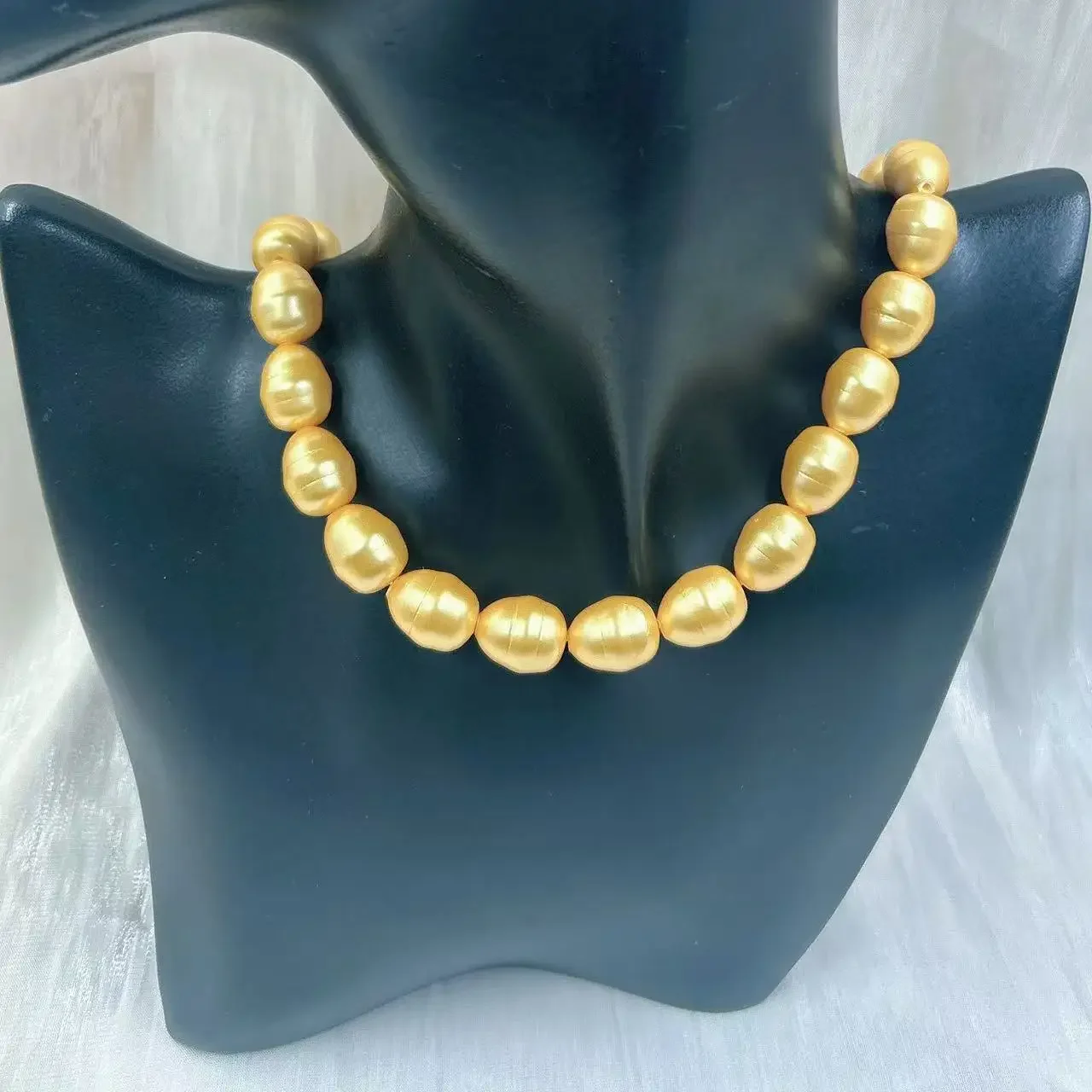 12x15mm Drop Shape Shinning Yellow Natural Shell Pearl Birthday Gift Jewelry Female Women Short Chokers Necklace 17inch