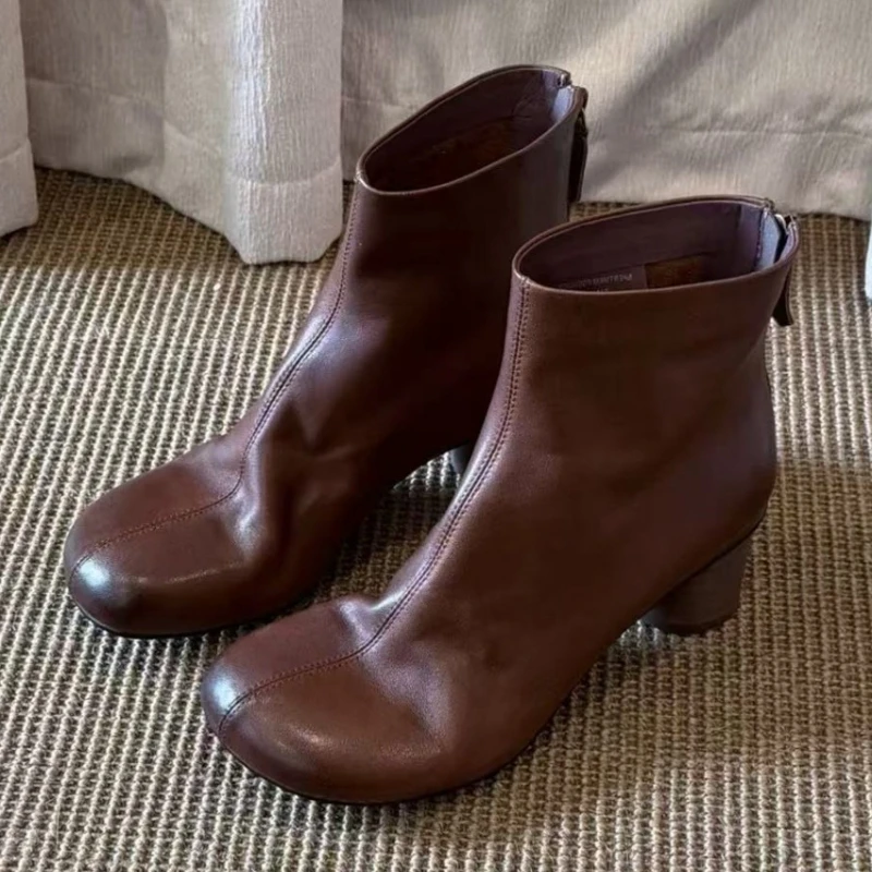 Vintage Brown Chunky-Heel Ankle Boots for Women Round-Toe Back Zipper Design Winter Chelsea Boots Elegant Designer High Heels