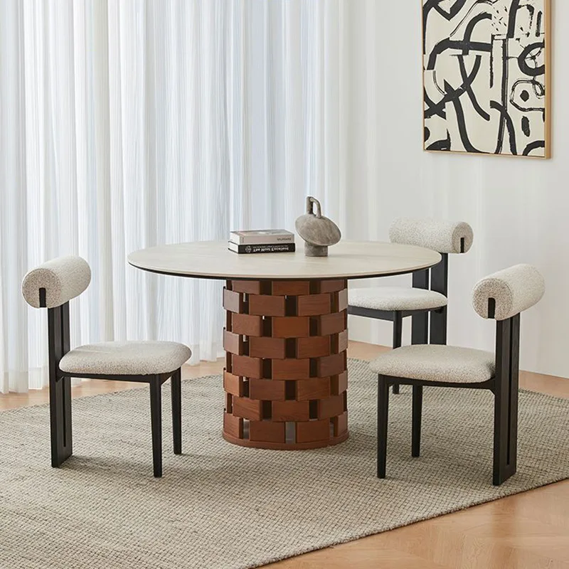 Tavolo da pranzo medievale in legno massello con lastra di roccia travertino, tavolo rotondo in marmo