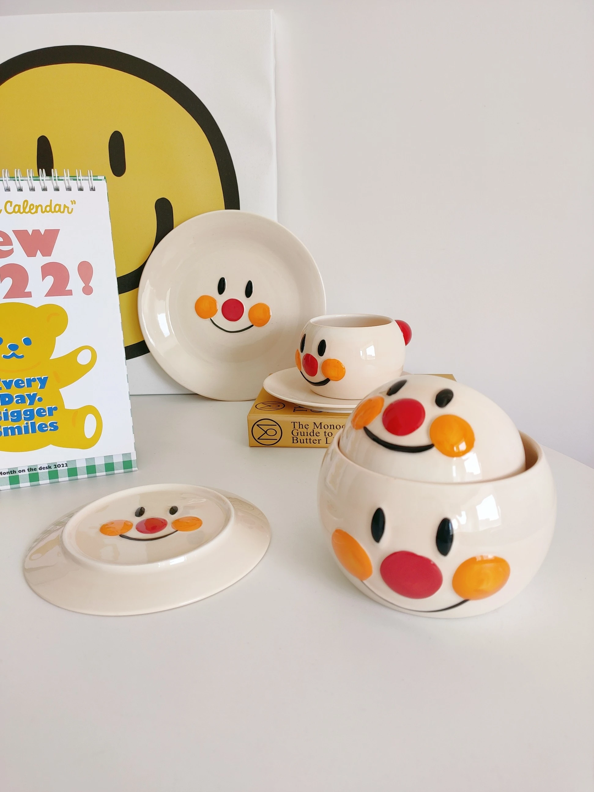 Ceramic Coffee Cup Plate Set Superhero Bread Face Design Cute Smiling Meal Plate Girl's Heart Breakfast Bowl Mug for Adults