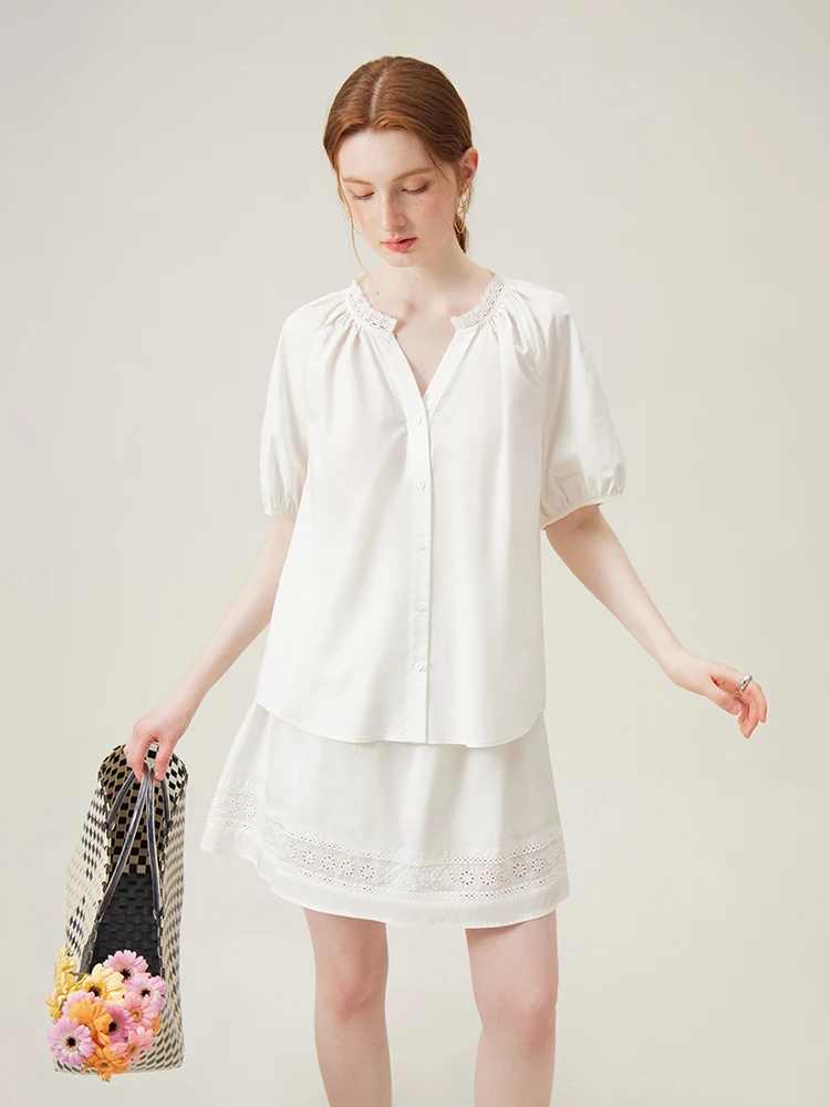 FSLE Classic White  V-neck Short-sleeved Shirt Skirt Suit 2024 New Design Versatile Casual White Suit 24FS12698 24FS12699