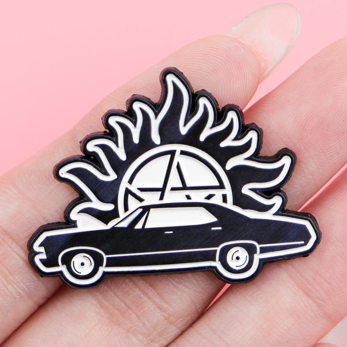 Retro Car Enamel Pins TV SHOW Brooches Badge Lapel Pin For Backpack Clothes Accessories Fans Jewelry Birthday Gifts