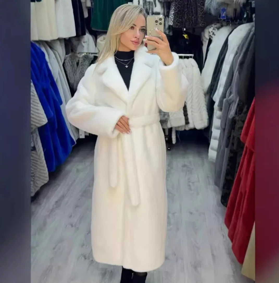 Cappotto soffice bianco morbido liscio autunno inverno Nuovo cappotto di pelliccia sintetica estesa di lusso da donna caldo ed elegante giacca simile alla pelliccia di coniglio