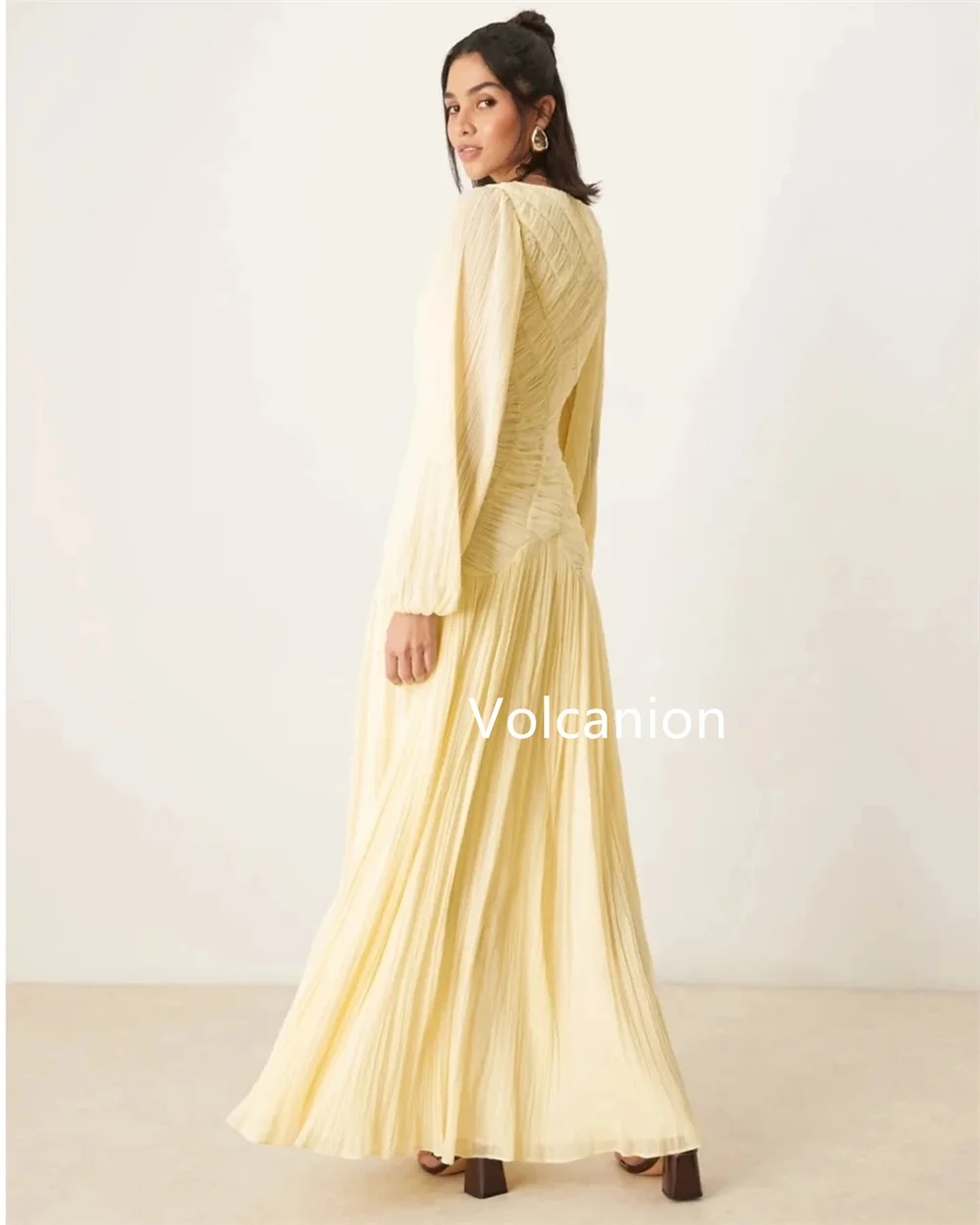 Customized Chiffon Pleat A-line O-Neck Midi Dresses Bespoke Occasion Homecoming Casual Simple Matching
