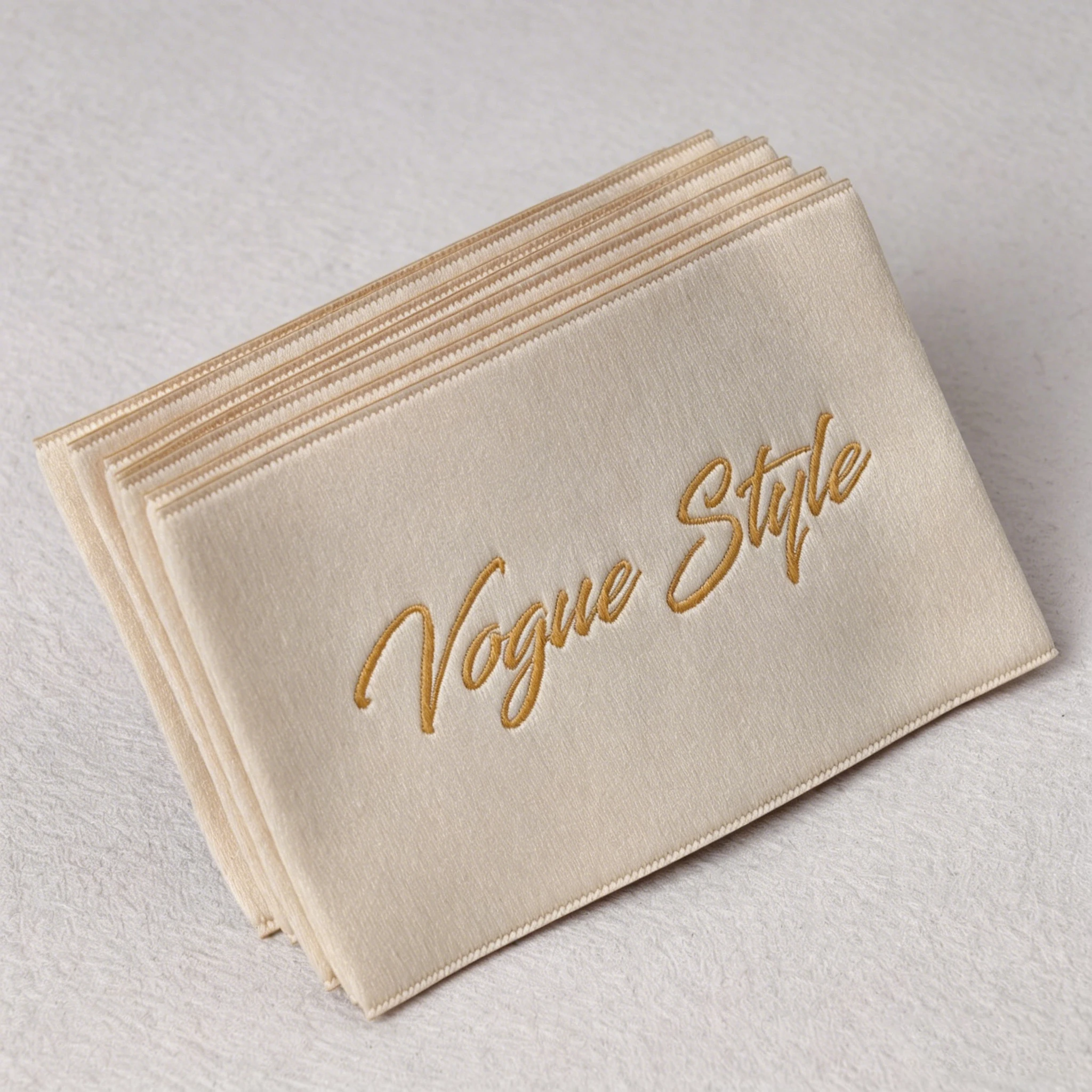 4.5x7CM Custom High Quality Clothes Garment Fabric Labels Wholesale High Density Clothing Damask Woven Tag Custom Woven Labels
