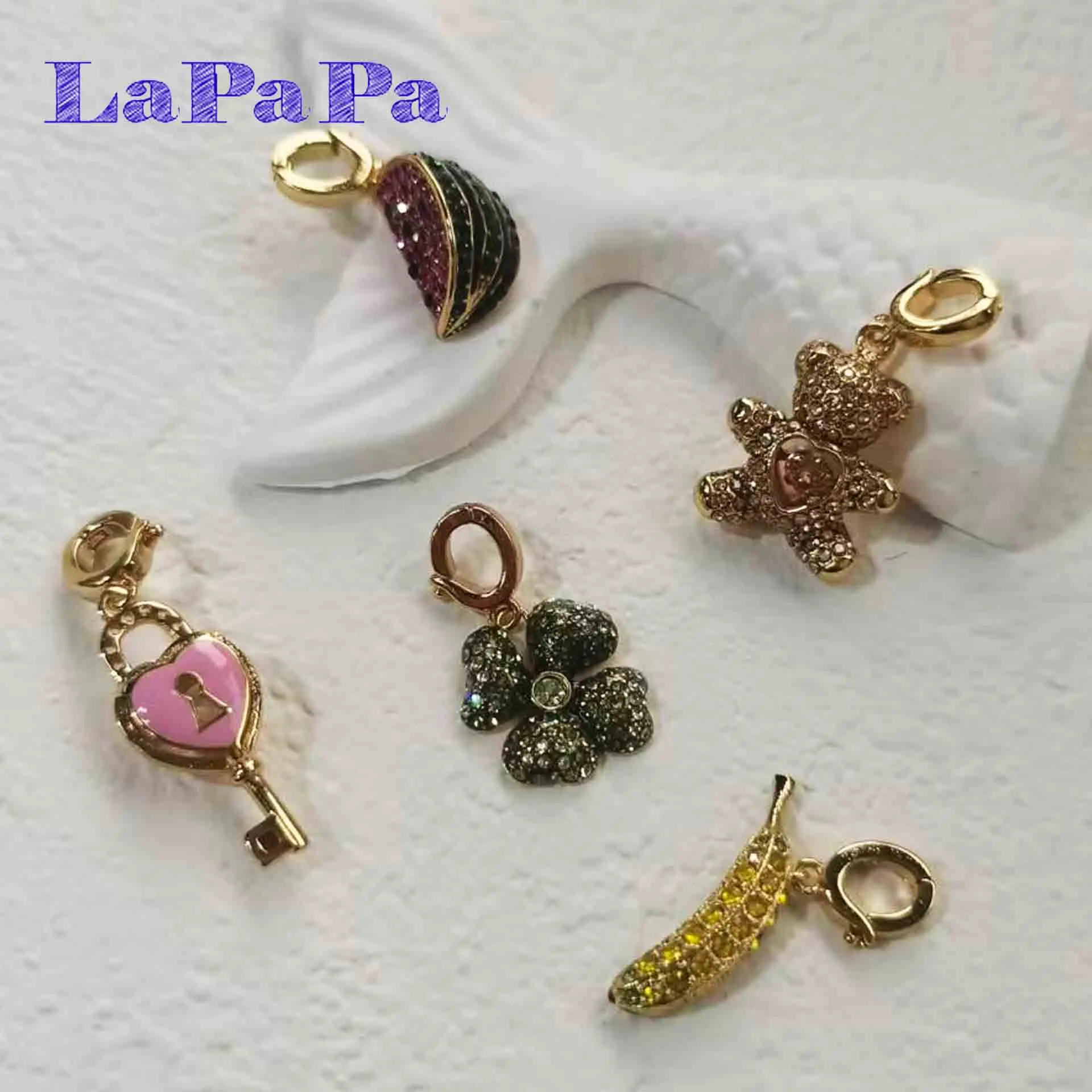 2026 New Fashion Rose Gold Necklace Exquisite Jewelry Set Luxury Brand Lucky Girl Necklace Earrings Bracelet Romantic Gift