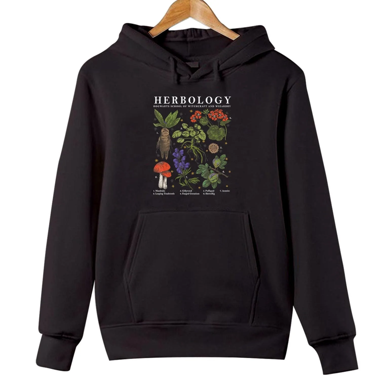 

Herbology — хлопковая толстовка с принтом на тему. Стильная и очаровательная толстовка для показа вашей любви для волшебной ботаники.