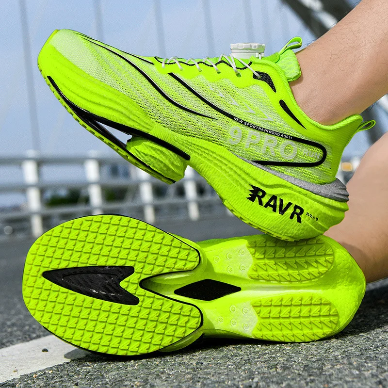 2026 NEW Men Sports Running Shoes Off Marathon Breathable Light Comfortable Women Athletic Sneakers Jogging Tenis Air Cushion