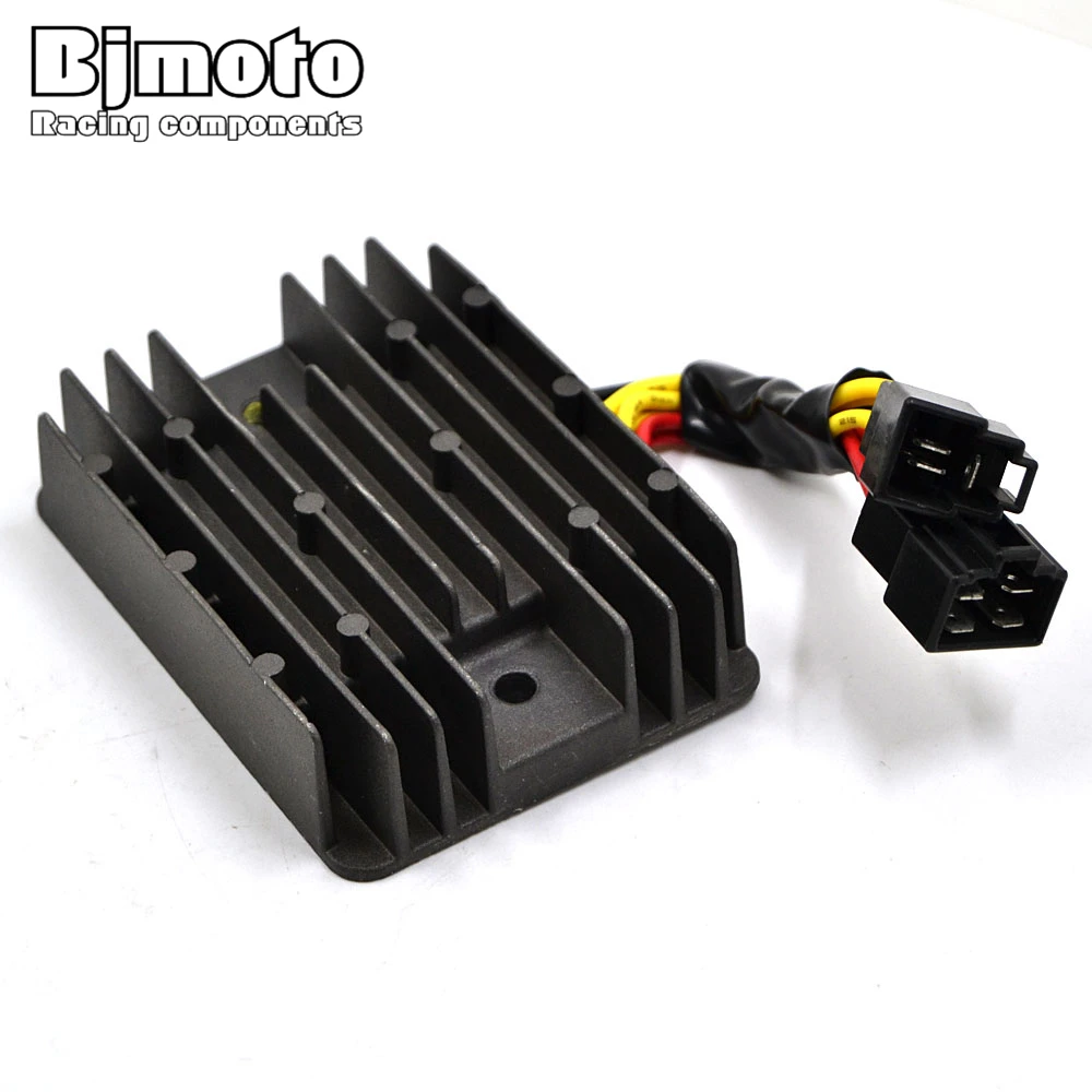 

Voltage Regulator Rectifier For Triumph T1300823 Daytona 675R 675SE 675 R SE 675-R 675-SE 2006 2007