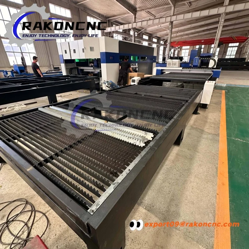 CNC Metal Laser Tools Cutting Machine Laser for All Metals Cutting 1.5kw 3000W 6000W Industrial Cutting Tools with ExchangeTable
