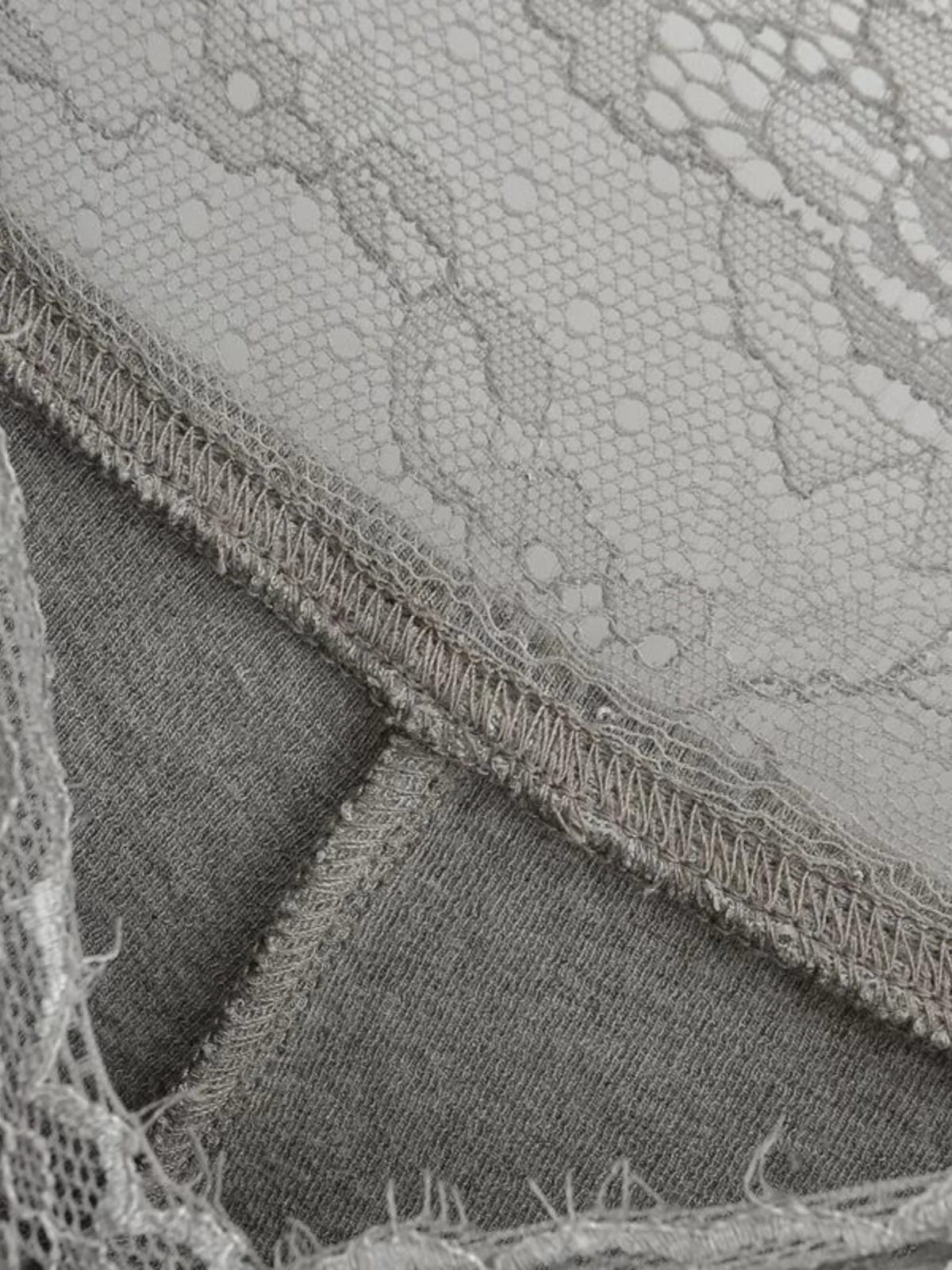 กางเกงขายาวทรงบานเอวสูงผ้าลูกไม้ผสมผสานดีไซน์วี ทรงสลิม ผ้าพลิ้ว สไตล์ลำลอง แฟชั่นสำหรับผู้หญิง