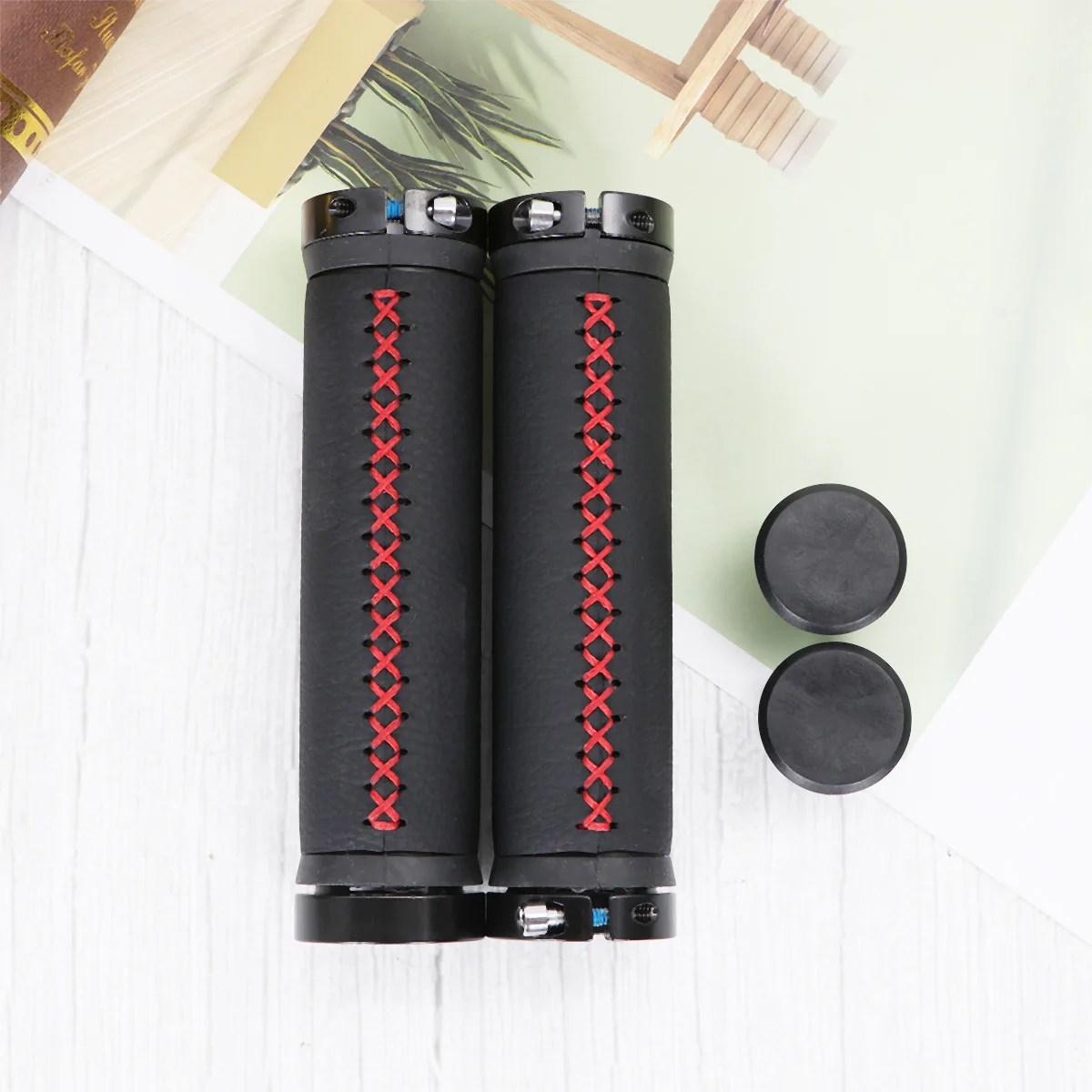 

1 Pair Round Lock Cycling Grips Ergonomic Anti-Slip Handlebar Ends For Mountain Bike Road Cycling Durable Wear-Resistant Black