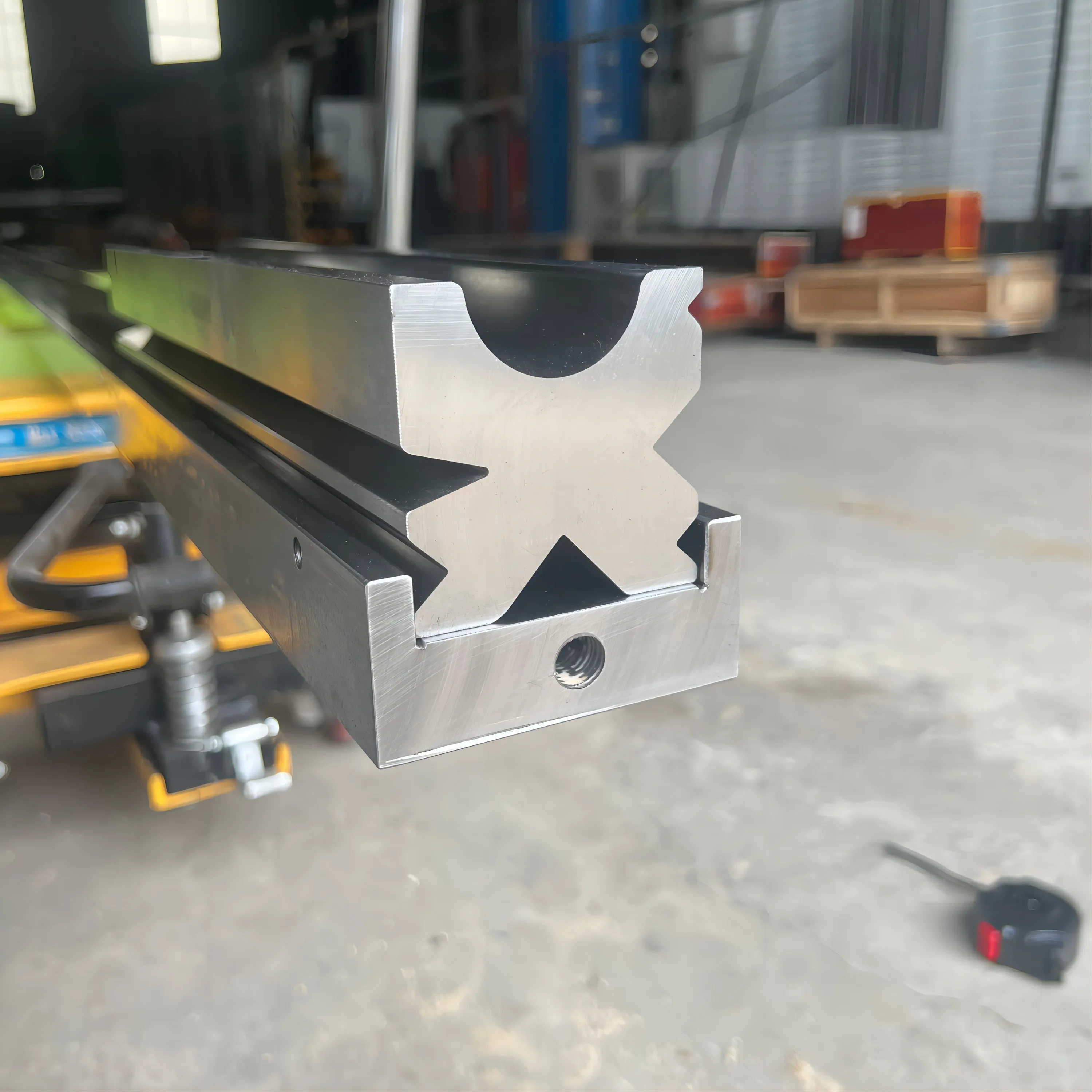 아마다, 액큐프레스 기계용 프레스 브레이크 툴 다이 클램프 다이 베이스