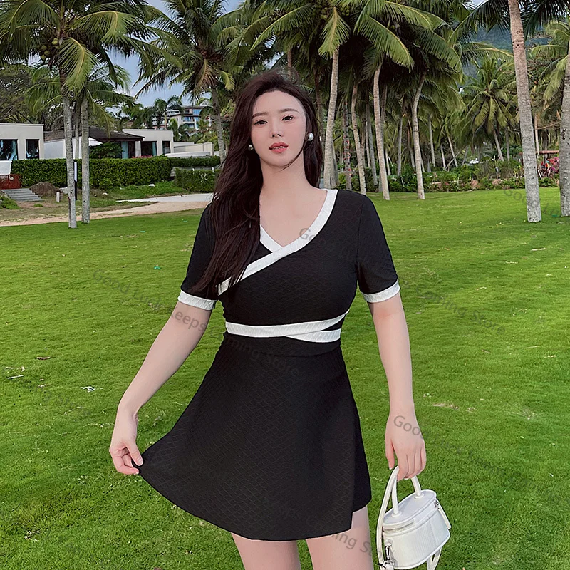 2025 plus Size Costume da bagno conservatore in puro colore da donna Design separato Vita che si attenua Nasconde difetti Gentle Ele New Sle