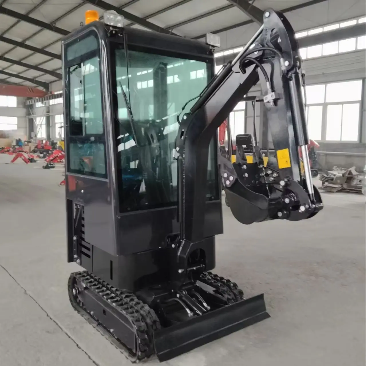 Fast Delivery Multi-function Mini Excavator 1 Ton Kubota Engine Digger Small Crawler Farm Excavators 2 Ton 3 Ton Home Customized