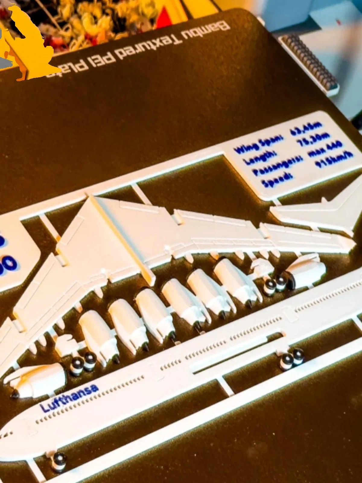 

Airbus A340-600 Model Plane Kit Plastic Assembly Model for Ages 4+ Static Model Toy ex Made in China Board Part Model