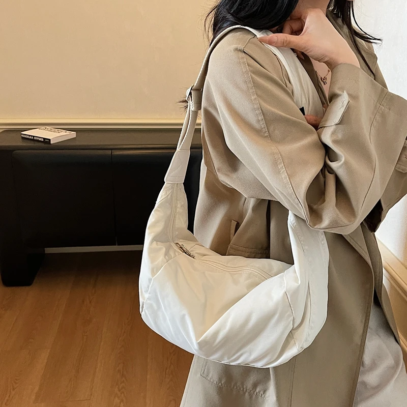 

Large Capacity Women Canvas Handbags Messenger Bag Casual Female Shoulder Tote Bags Fashion Big Zipper Crossbody Bags for Women