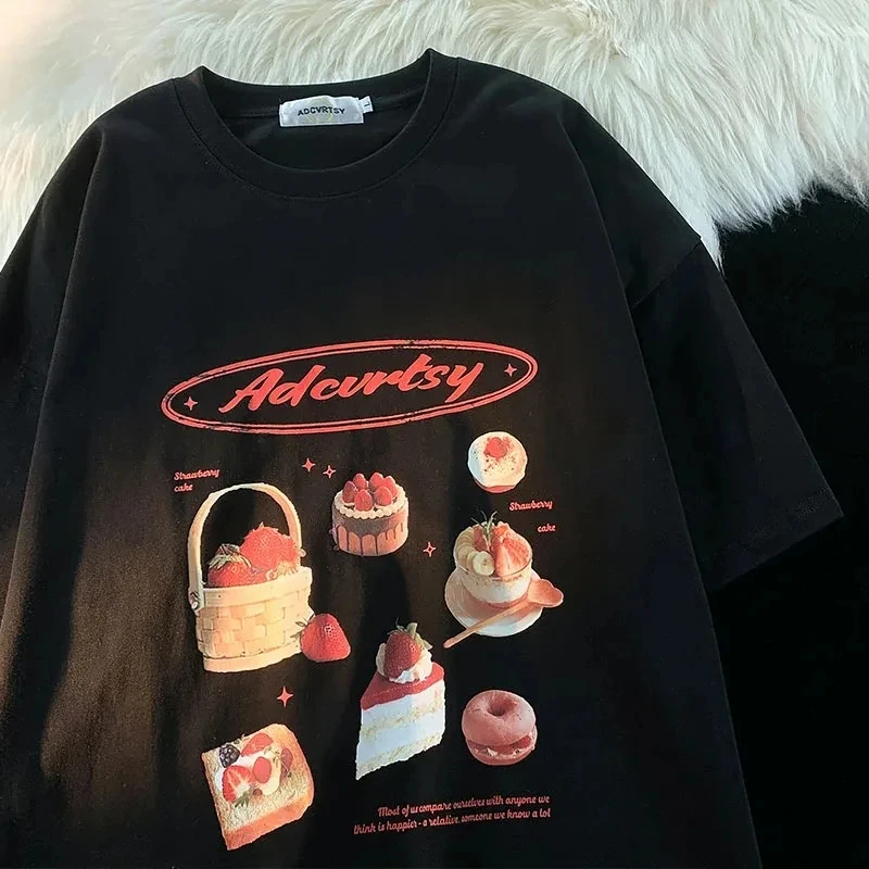 Modna bluzka z nadrukiem truskawek Harajuku Japan Krótki rękaw O Neck Street T-Shirt Letnia damska koszulka Bawełniany top