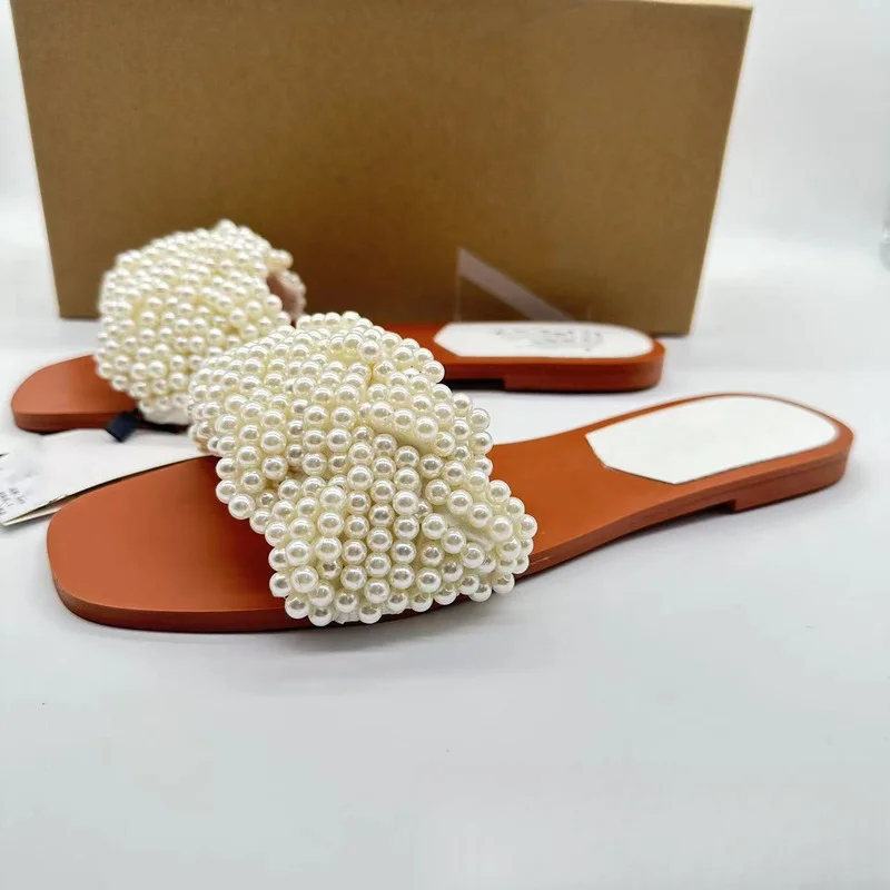 2024 Summer New Women's Slippers Large Size Pearl Inlaid Flat Shoes Low Heel Open Toe Wear Women Sandals Casual Beach Shoes