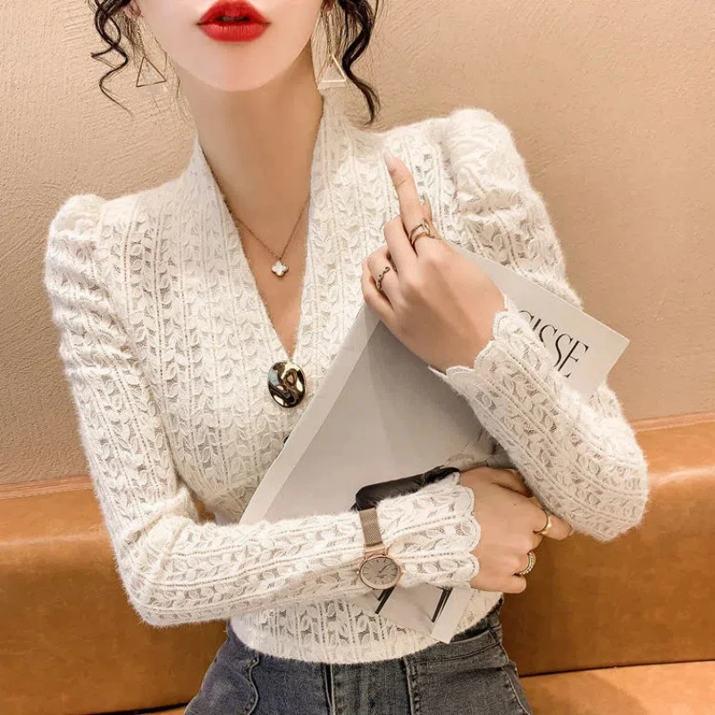 Spring Autumn Solid Color V-neck Long Sleeve Blouse Women High Street Hollow Lace Pullovers Elegant Slim Vintage All-match Tops