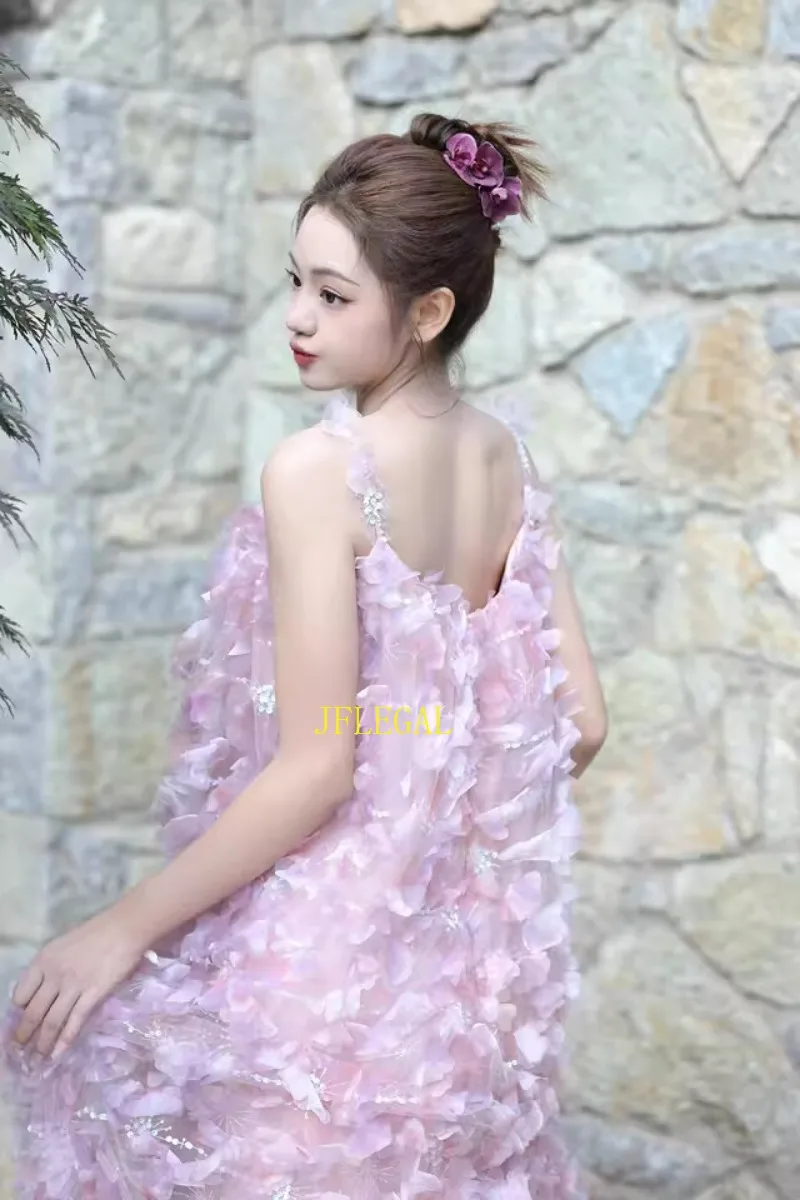 Abito da sposa da donna con spalline rosa 2025 Farfalle 3D senza maniche in tulle Foto Abiti da servizio Abiti da sposa con brindisi di fidanzamento