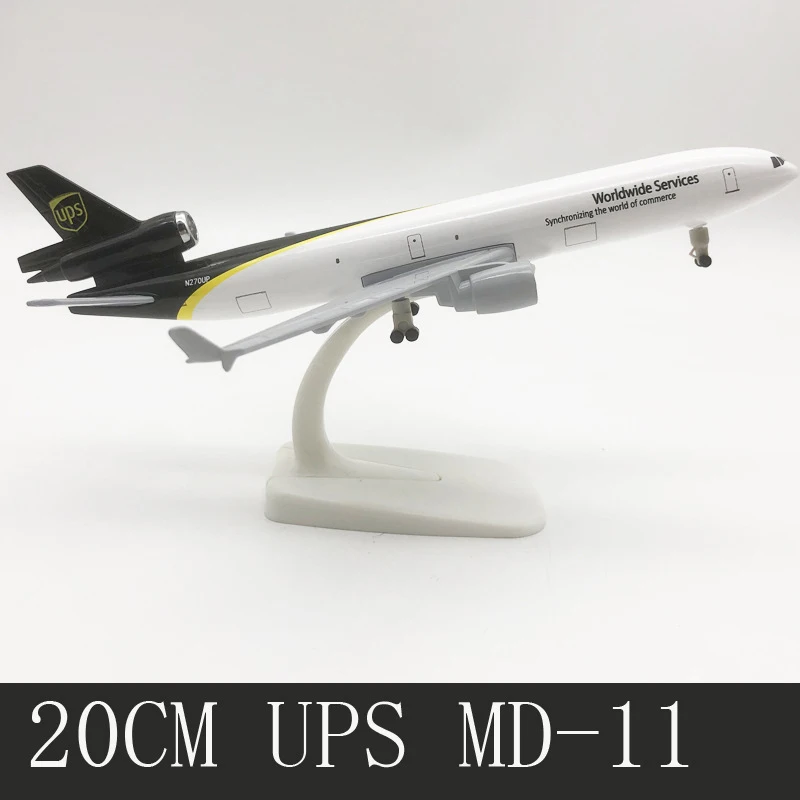 20cm Scale 1:200 Alloy Metal Air UPS Airlines MD-11 Diecast Airplane Model Aircraft With Wheels Landing Gears Aeroplane Model