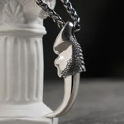 Domineering retro dragon claw punk animal claw necklace men's fashion bicycle riding lucky jewelry gift